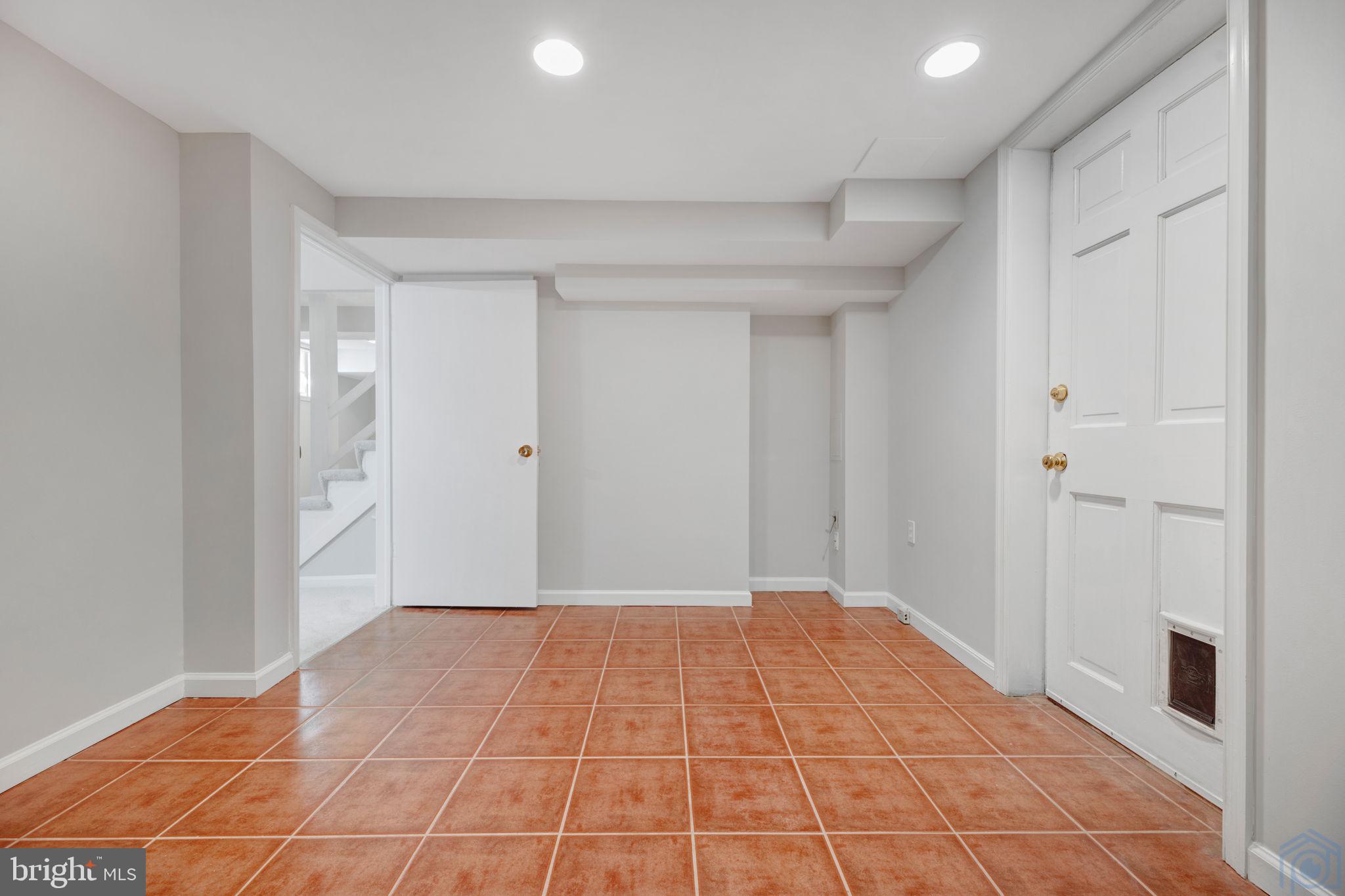 4855 Reservoir Road Northwest Washington, DC 20007 - Photo 58 of 67 Lower Level Den/Storage
