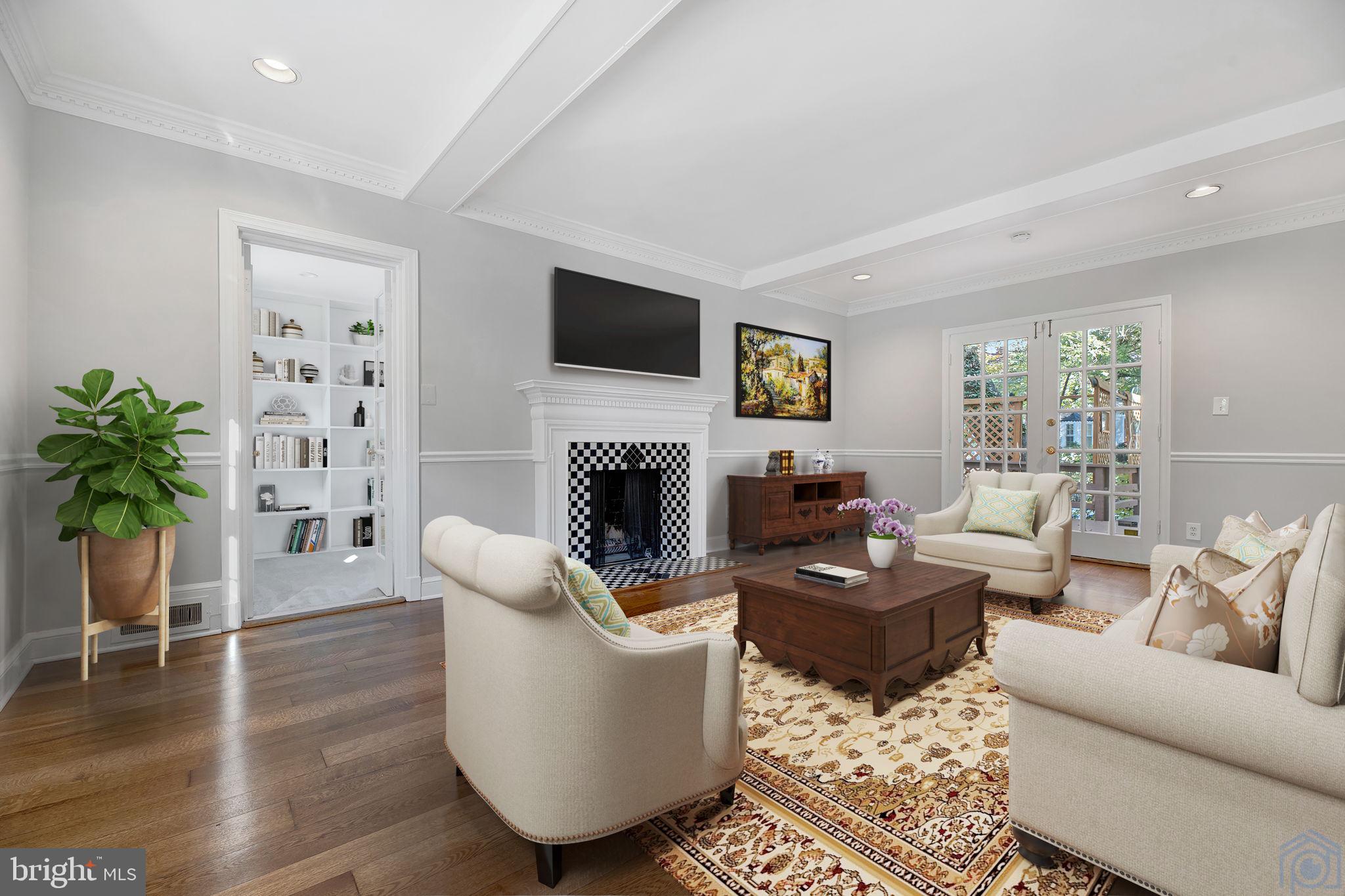 4855 Reservoir Road Northwest Washington, DC 20007 - Photo 10 of 67 Living Room