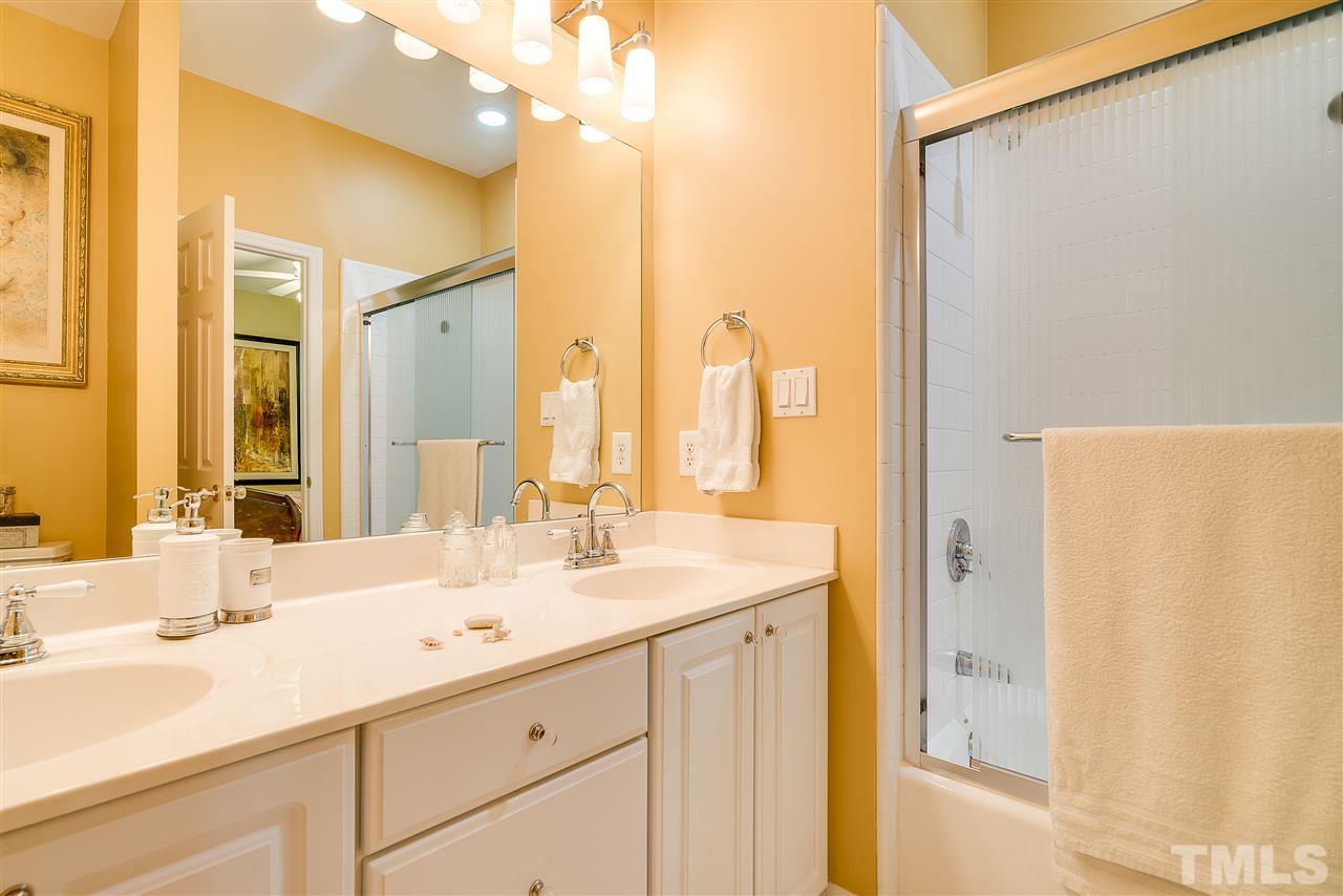 5721 Garrett Road Durham, NC 27707 - Photo 14 of 25 Gallery Image 14