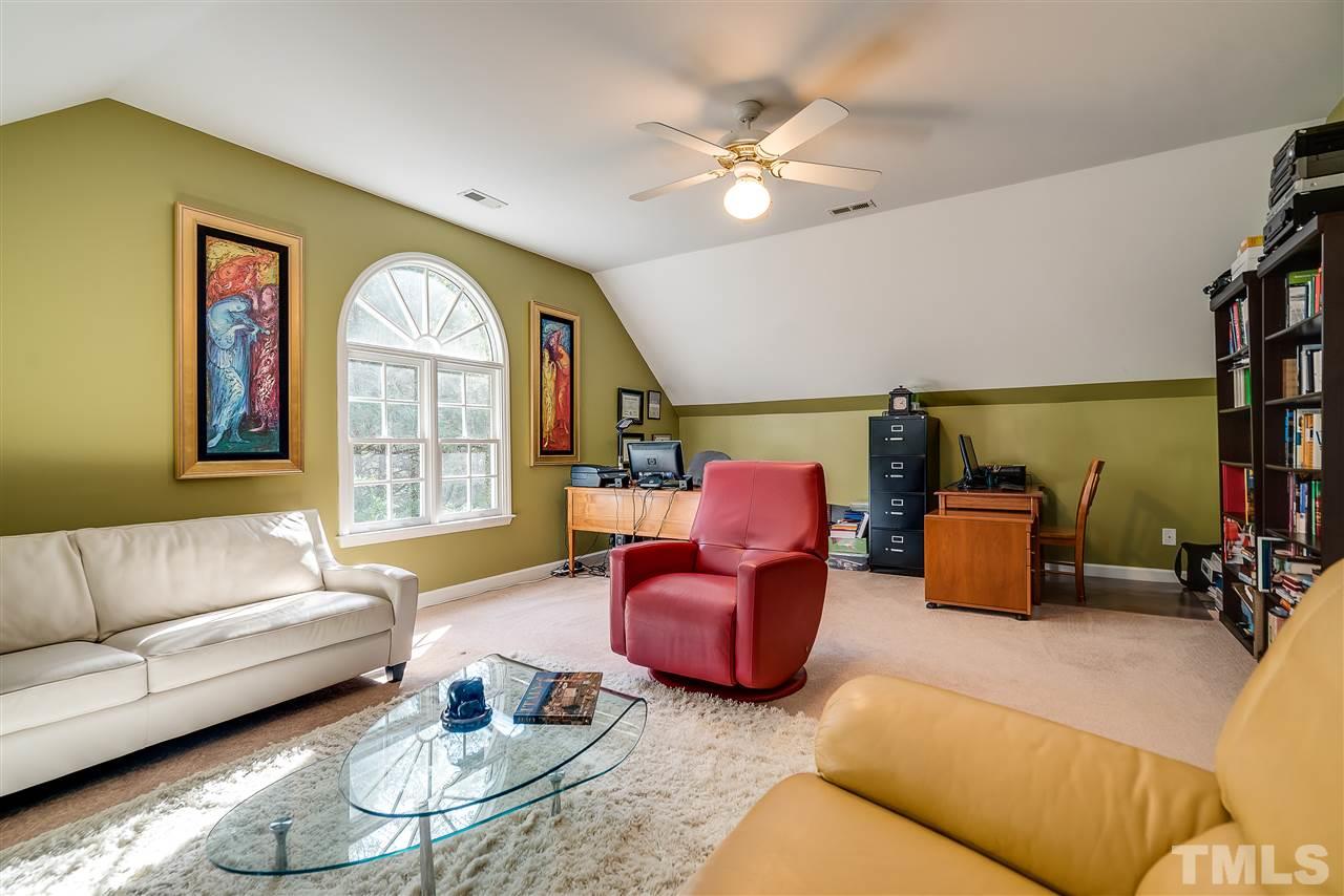 5721 Garrett Road Durham, NC 27707 - Photo 19 of 25 Gallery Image 19