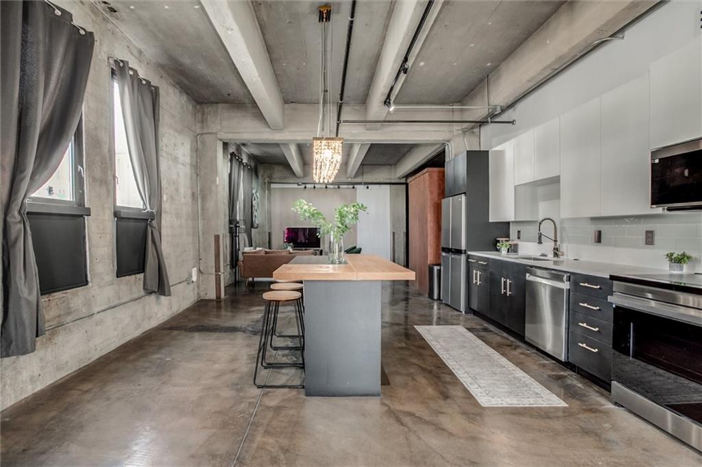 360 West Pershing Road, Unit 110 Kansas City, MO 64108 - Photo 12 of 24