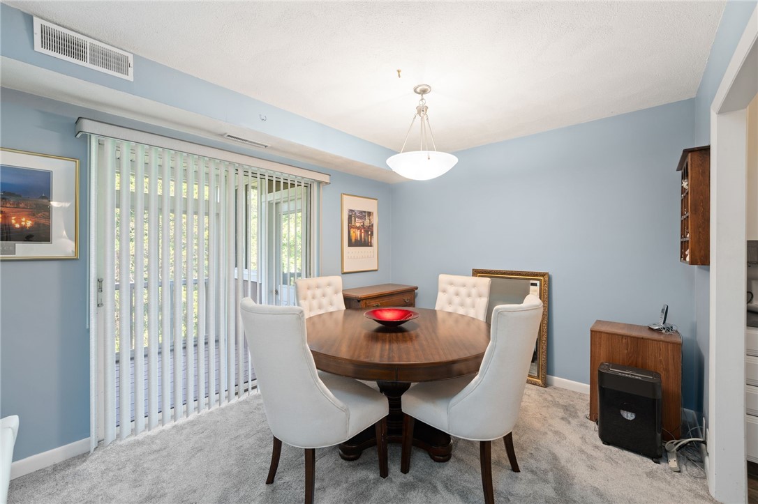 196 Old River Road, Unit 147 Lincoln, RI 02865 - Photo 2 of 11 Gallery Image 2