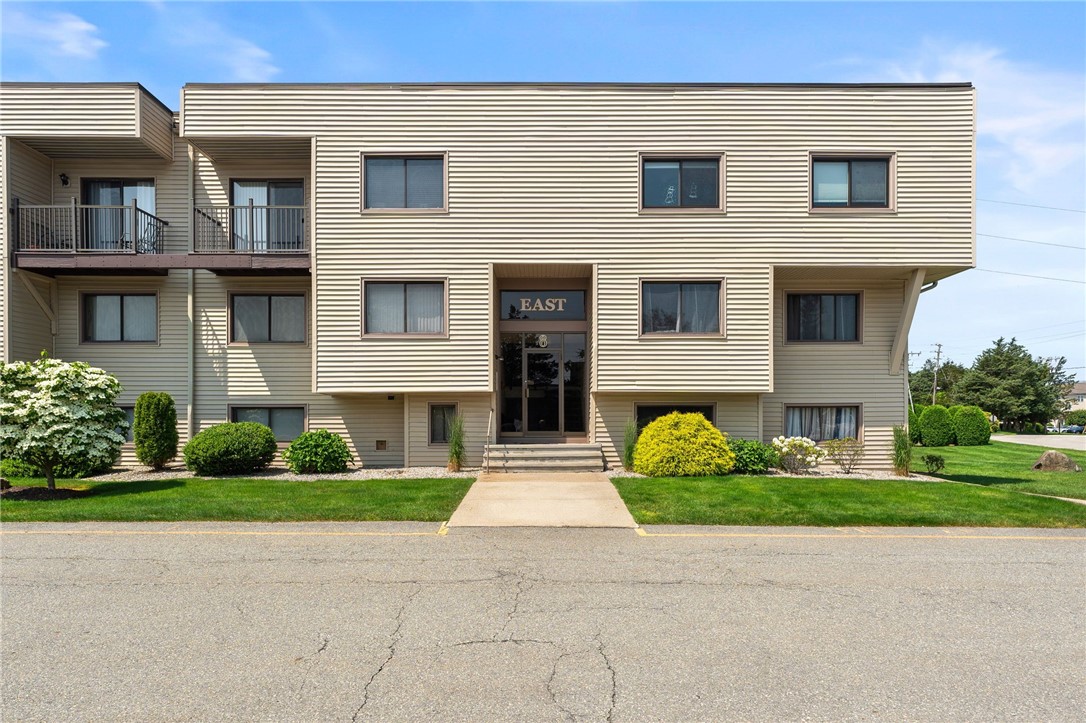 196 Old River Road, Unit 147 Lincoln, RI 02865 - Photo 9 of 11 Gallery Image 9