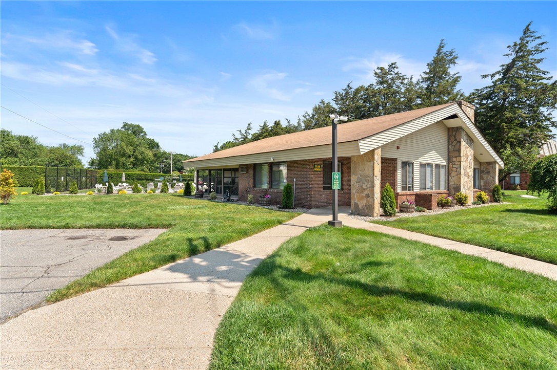 196 Old River Road, Unit 147 Lincoln, RI 02865 - Photo 10 of 11 Gallery Image 10