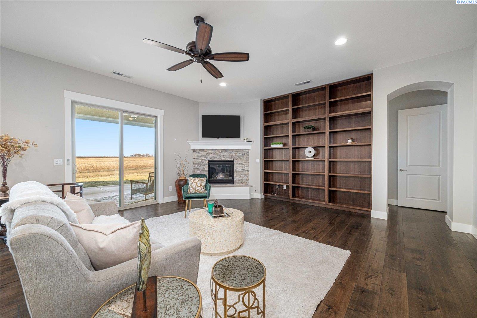 11201 Mathews Road Pasco, WA 99301 - Photo 10 of 44 Gallery Image 10
