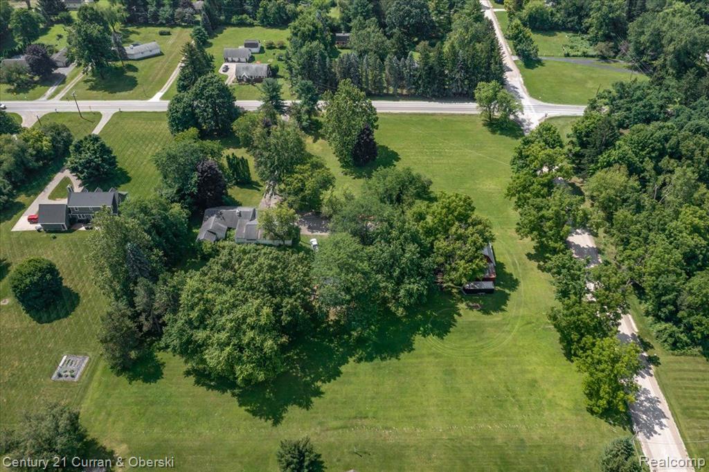 5065 7 Mile Road South Lyon, MI 48178 - Photo 3 of 4 Gallery Image 3