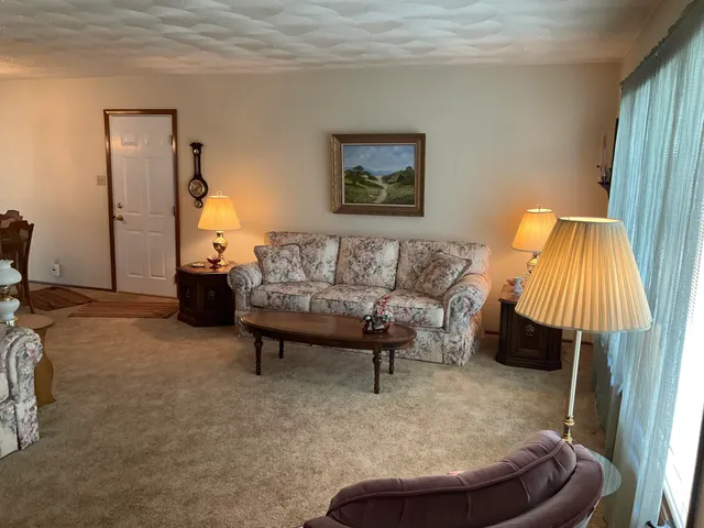 $259,900 | 613 Dogwood Drive, Trail Creek, IN 46360