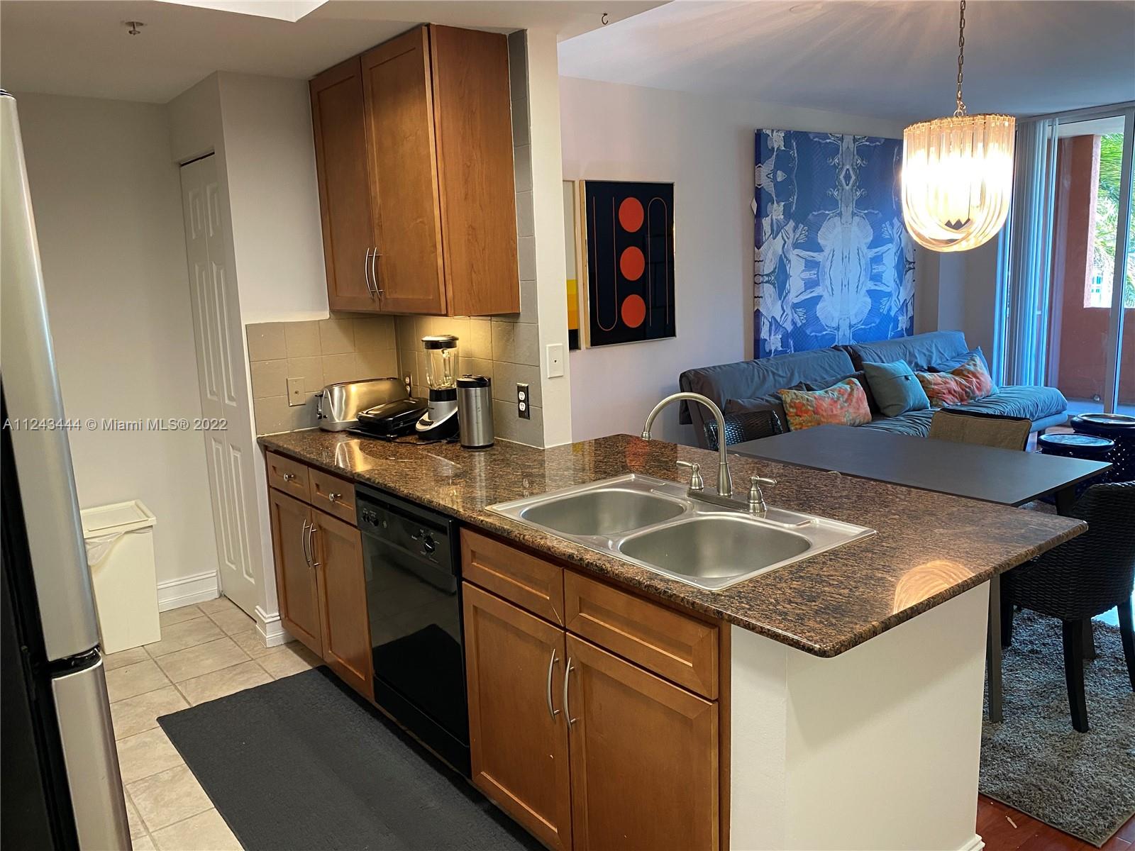 Edgewater Miami, FL 33137 - Photo 14 of 35