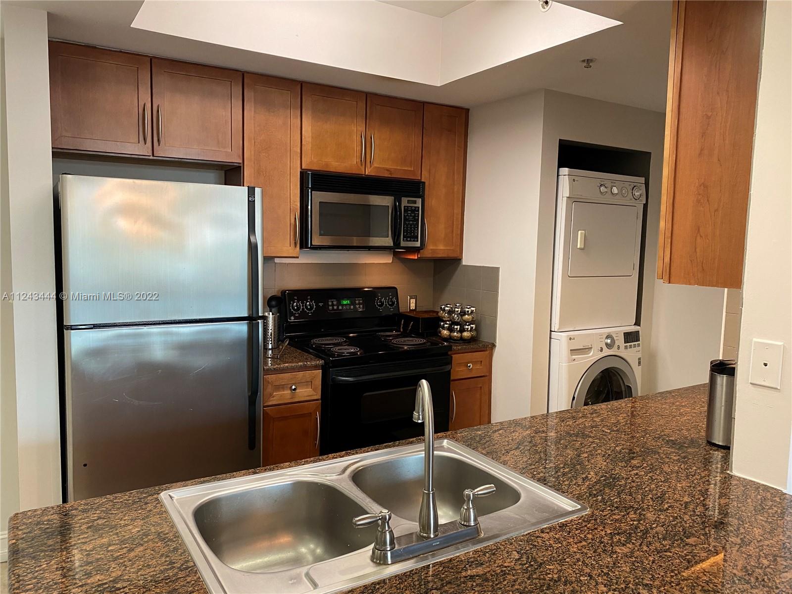 Edgewater Miami, FL 33137 - Photo 15 of 35