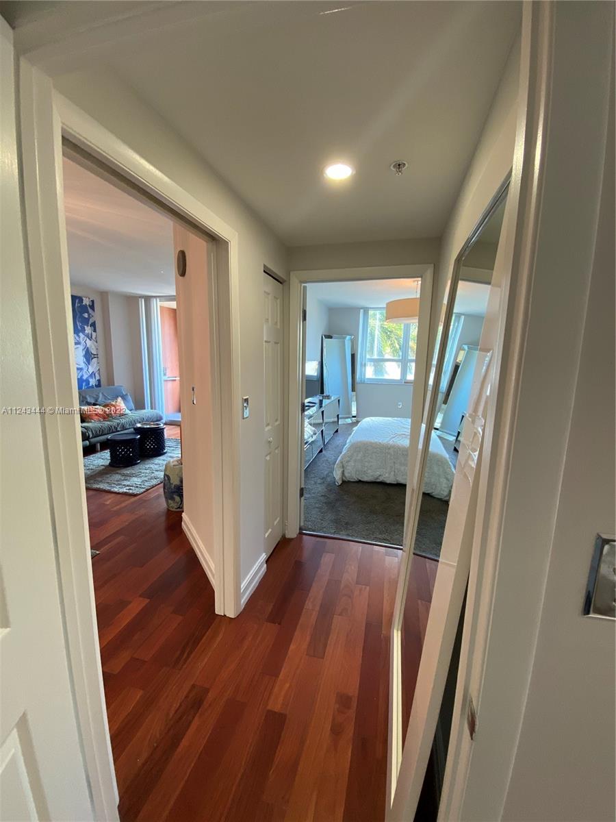 Edgewater Miami, FL 33137 - Photo 19 of 35