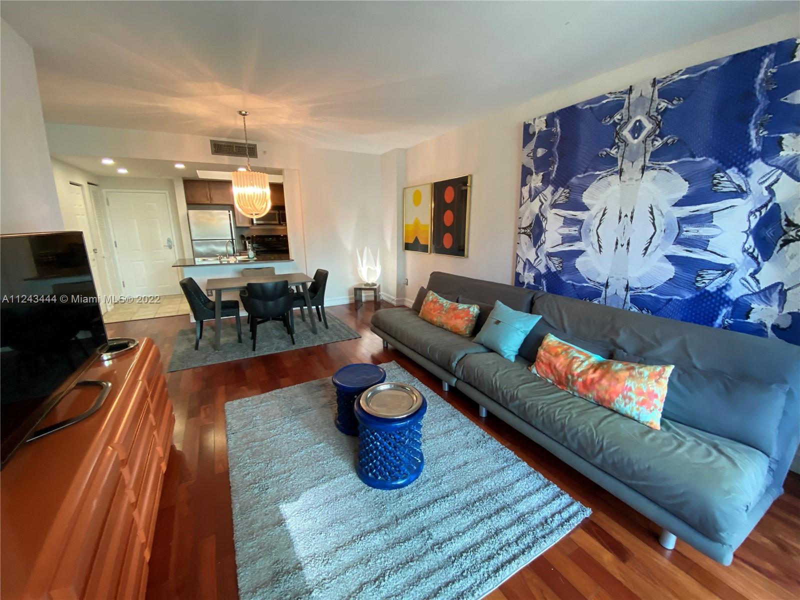 Edgewater Miami, FL 33137 - Photo 2 of 35