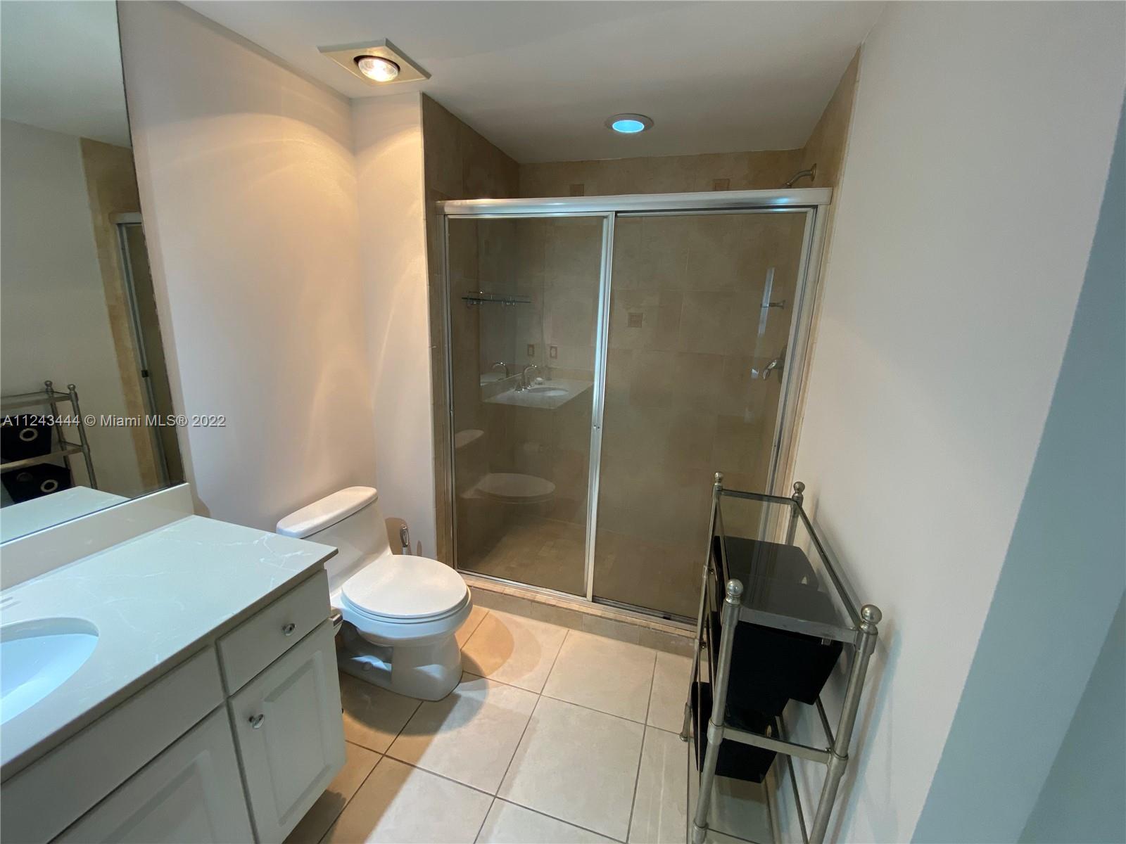 Edgewater Miami, FL 33137 - Photo 32 of 35