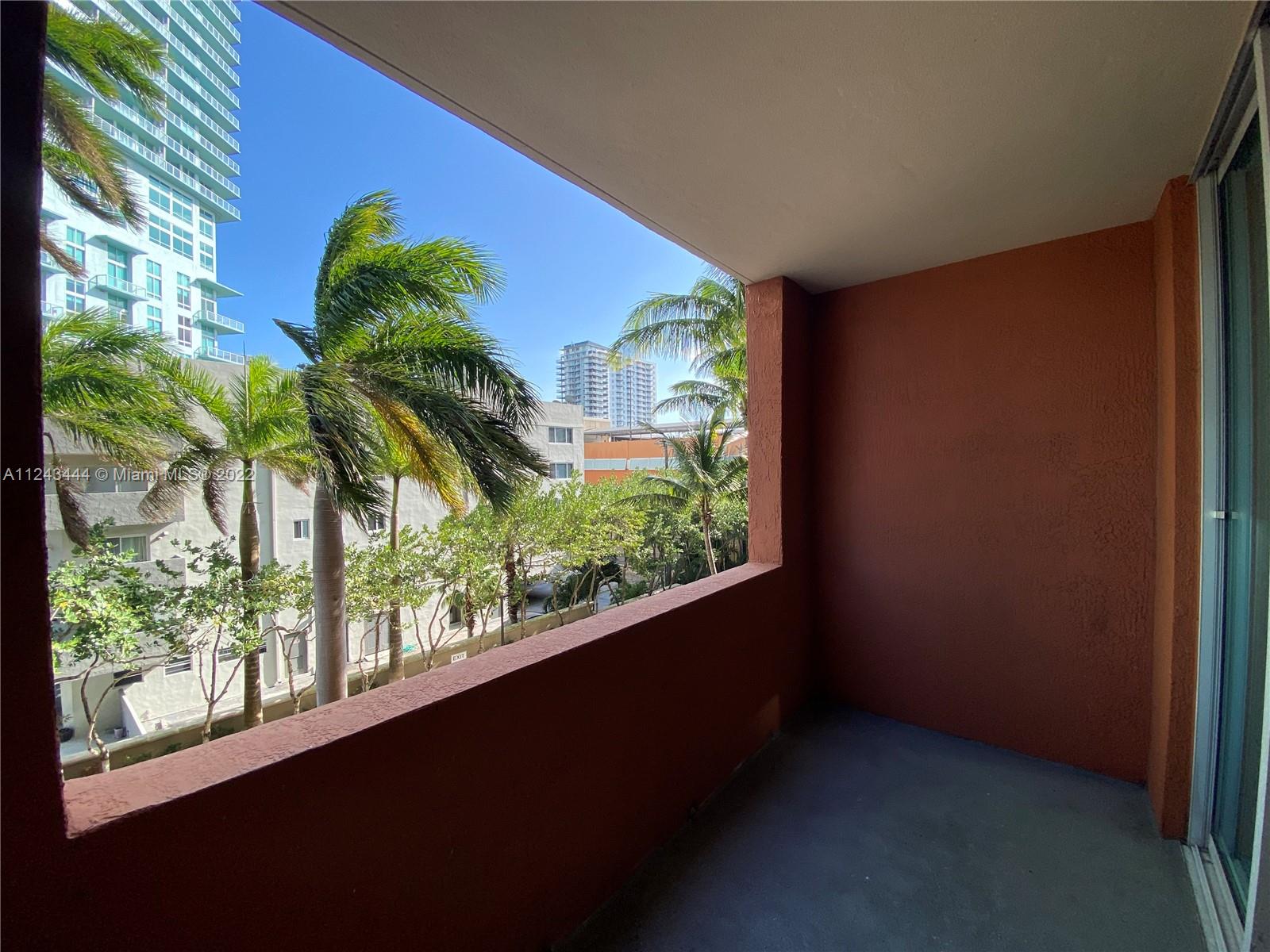 Edgewater Miami, FL 33137 - Photo 34 of 35