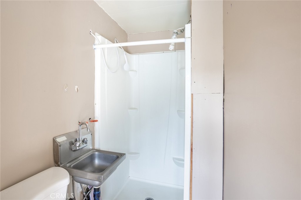 351 5th Street Tehama, CA 96035 - Photo 16 of 20 Bath 2