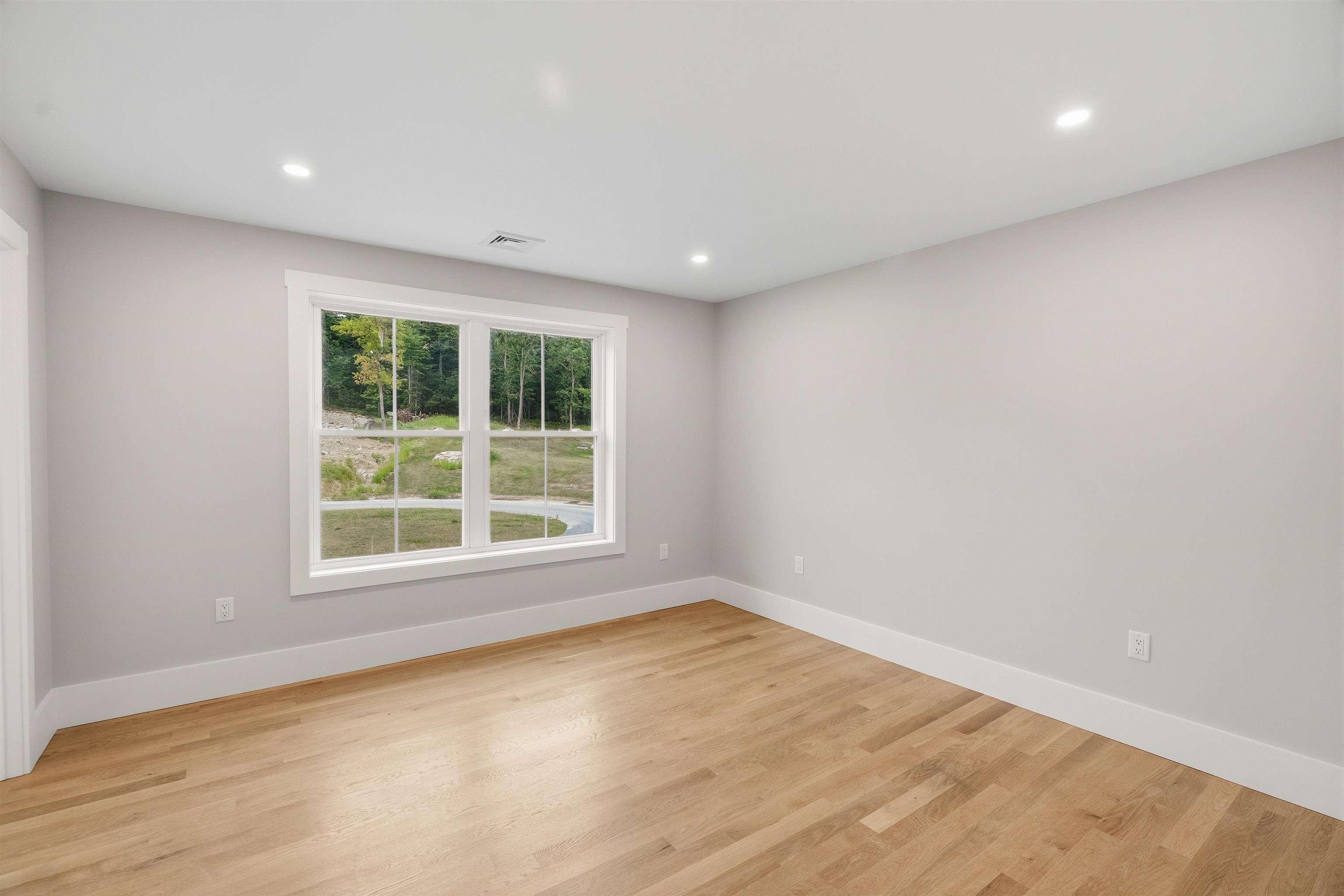 42 Canterbury Road Pelham, NH 03076 - Photo 24 of 30 Gallery Image 24