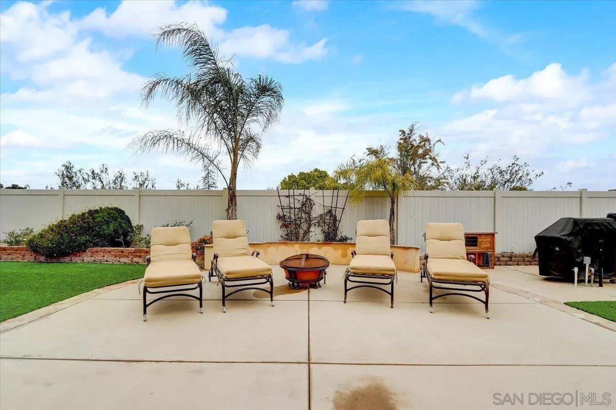5620 Rancho Del Caballo Bonsall, CA 92003 - Photo 42 of 49 a view of a terrace with sitting area