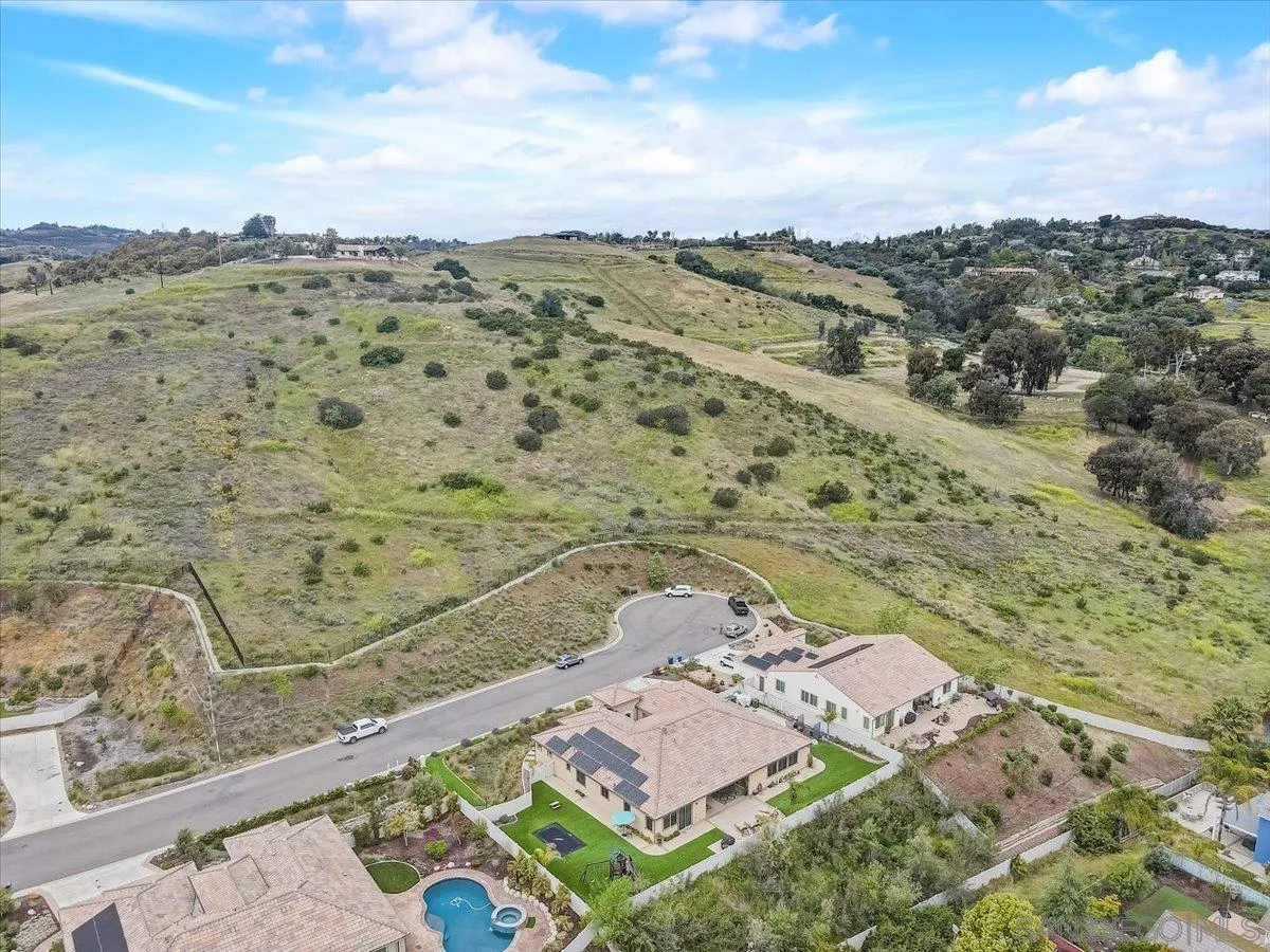 5620 Rancho Del Caballo Bonsall, CA 92003 - Photo 6 of 49 a view of a city