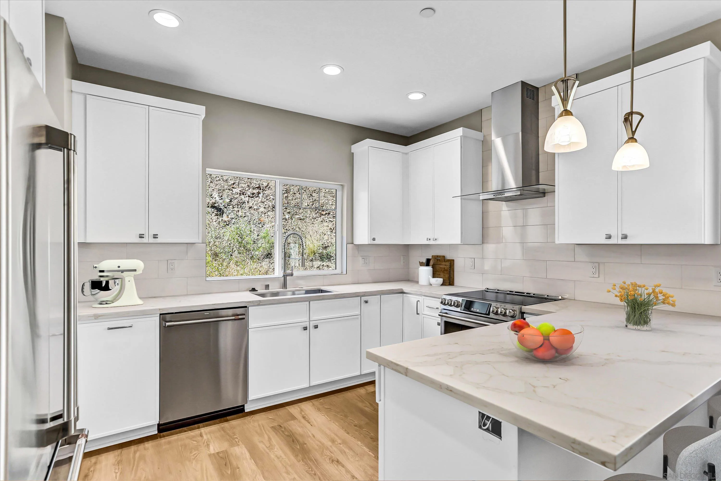 3870 Rojo Tierra Road La Mesa, CA 91941 - Photo 8 of 35