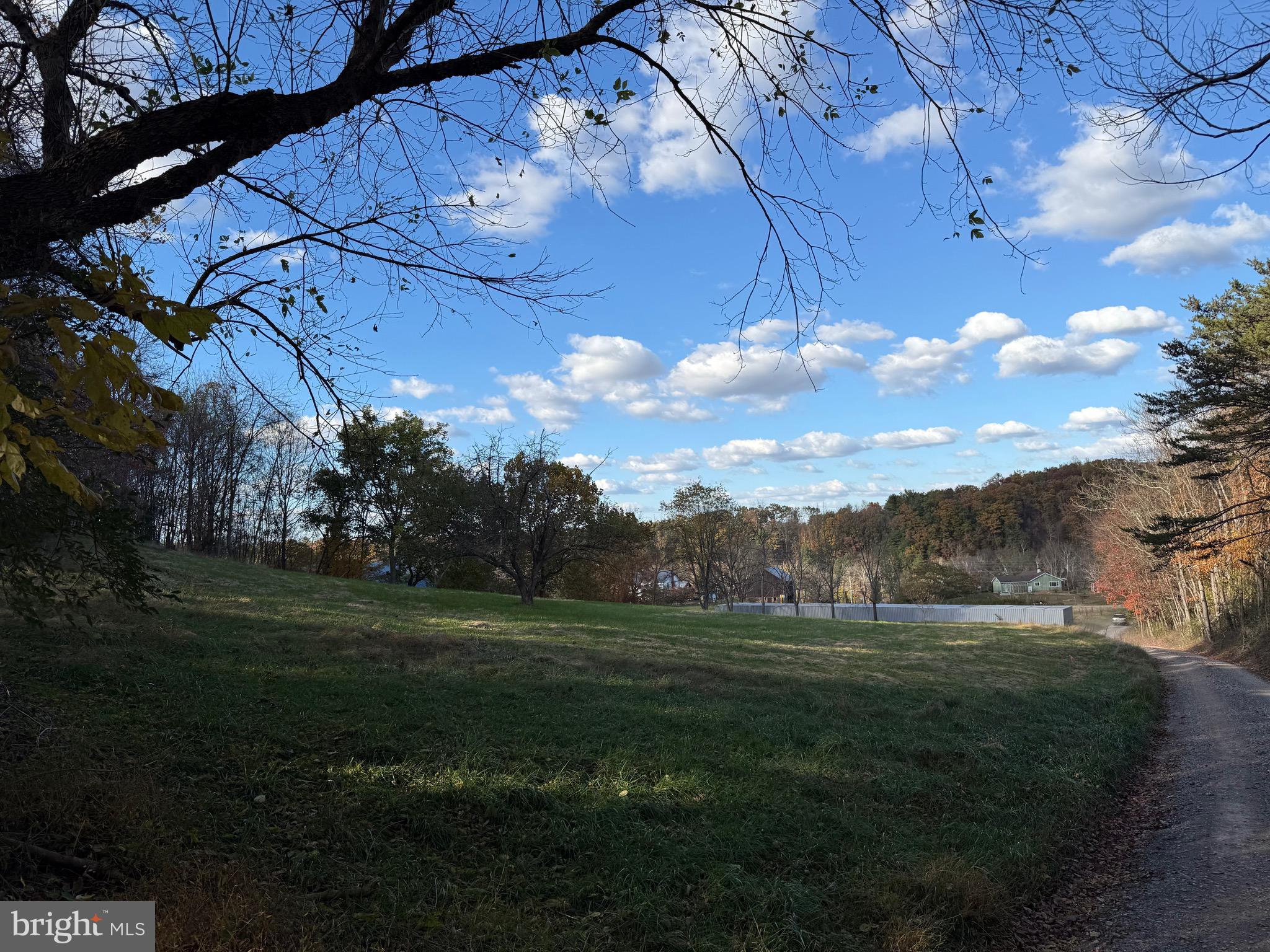 7178 Martinsburg Road Berkeley Springs, WV 25411 - Photo 29 of 34 Setting