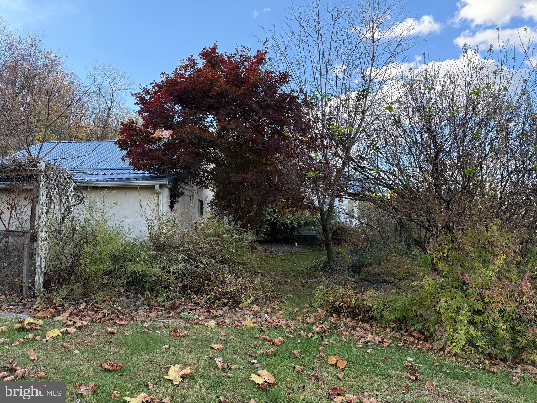 7178 Martinsburg Road Berkeley Springs, WV 25411 - Photo 9 of 34 Setting