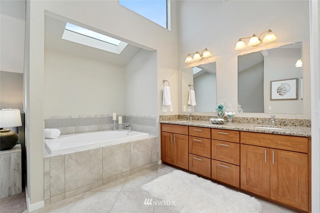 6314 147th Street Southwest Edmonds, WA 98026 - Photo 16 of 26 Gallery Image 16
