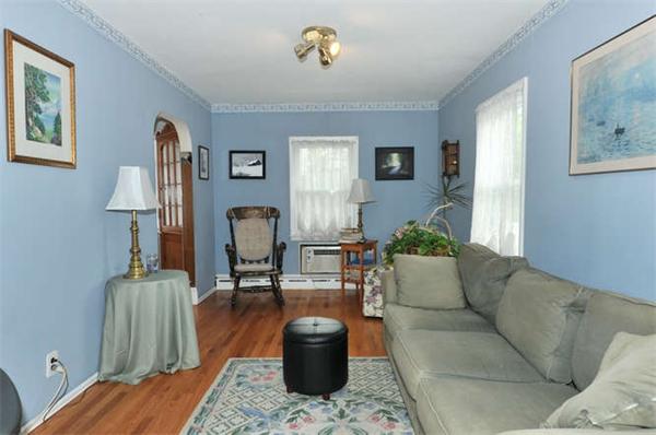 35 Ruffing Street Boston, MA 02136 - Photo 9 of 23 Gallery Image 9