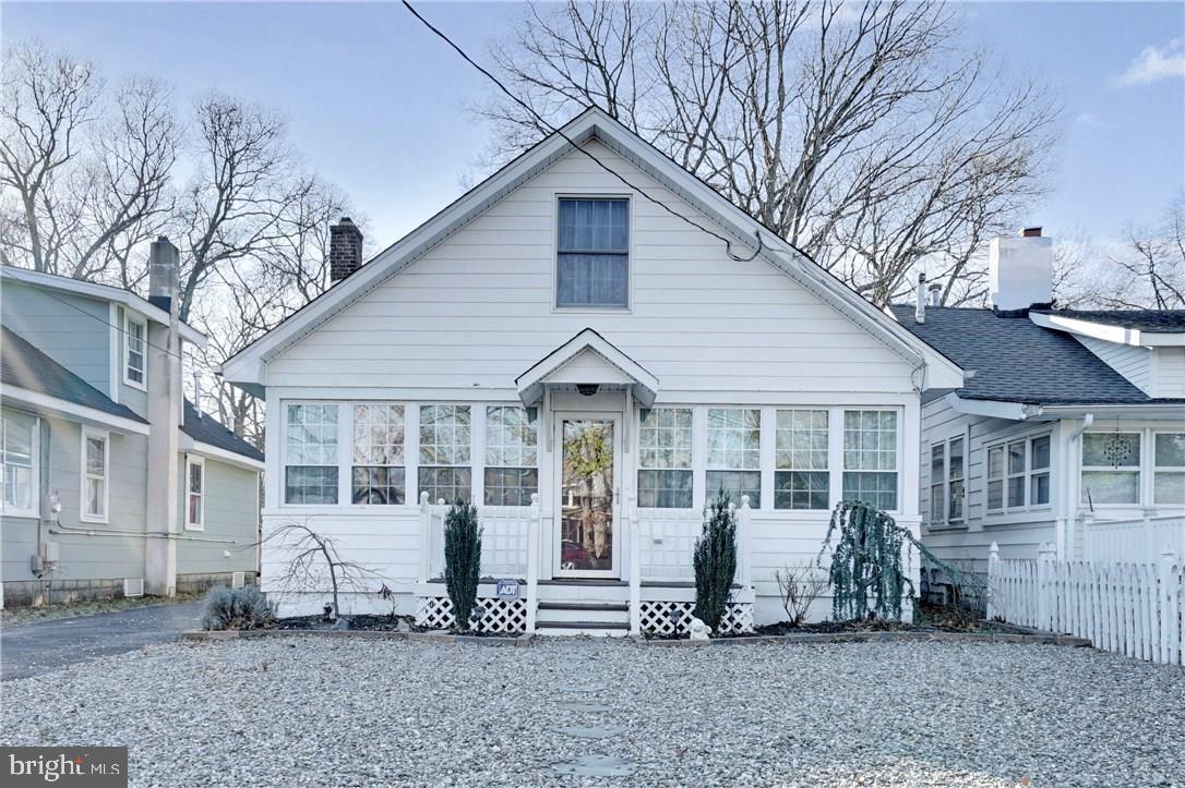 208 Bash Road Toms River, NJ 08753 - Photo 2 of 81