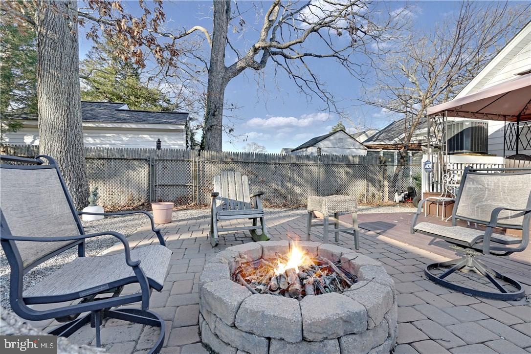 208 Bash Road Toms River, NJ 08753 - Photo 14 of 81