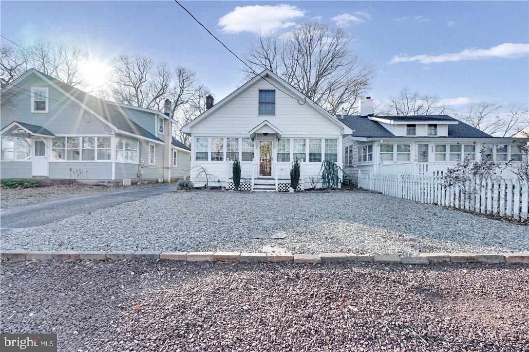 208 Bash Road Toms River, NJ 08753 - Photo 5 of 81