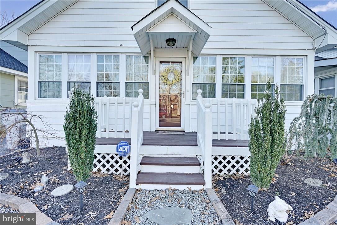 208 Bash Road Toms River, NJ 08753 - Photo 7 of 81