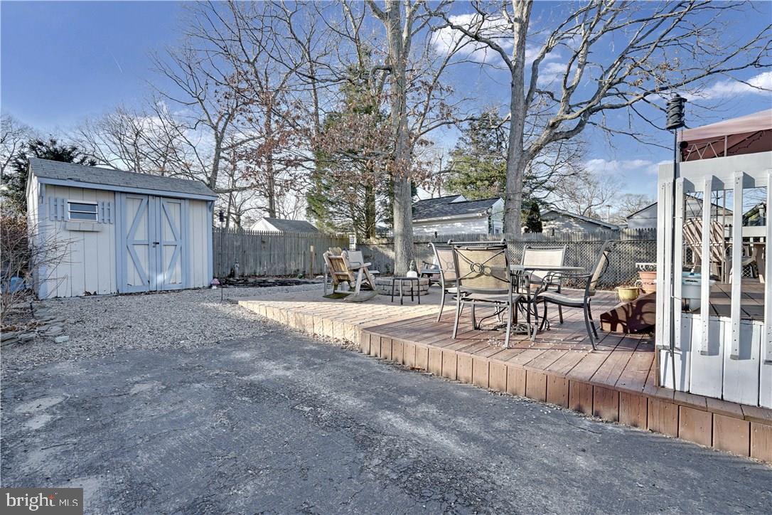 208 Bash Road Toms River, NJ 08753 - Photo 9 of 81