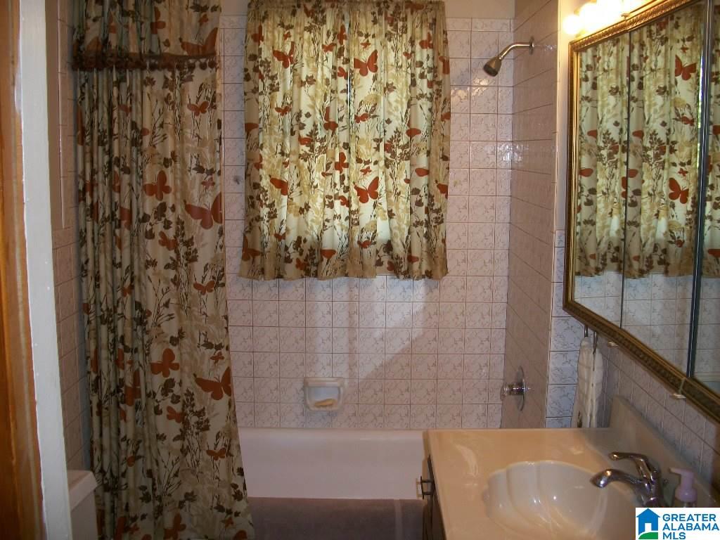 205 Gessler Drive Ohatchee, AL 36271 - Photo 16 of 50