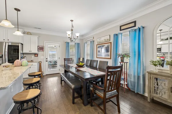 $624,900 | 2501 Pinnacle Drive, Chapel Hill, TN 37034