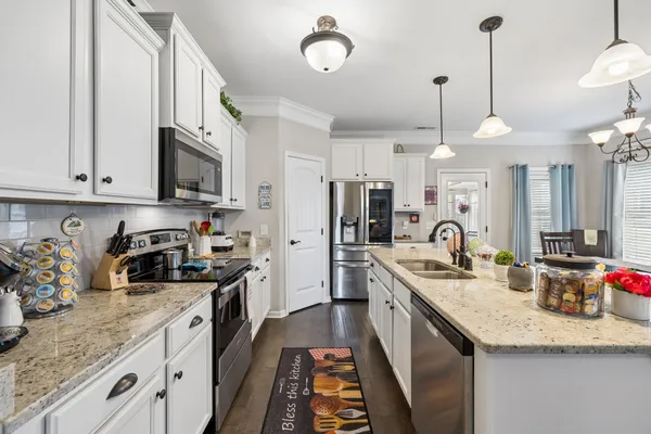 $624,900 | 2501 Pinnacle Drive, Chapel Hill, TN 37034