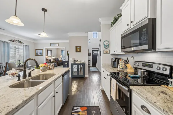 $624,900 | 2501 Pinnacle Drive, Chapel Hill, TN 37034