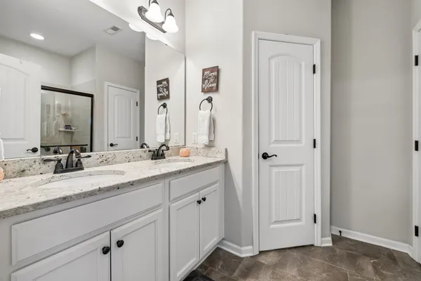 $624,900 | 2501 Pinnacle Drive, Chapel Hill, TN 37034