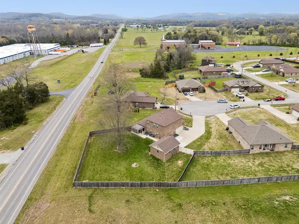 $624,900 | 2501 Pinnacle Drive, Chapel Hill, TN 37034