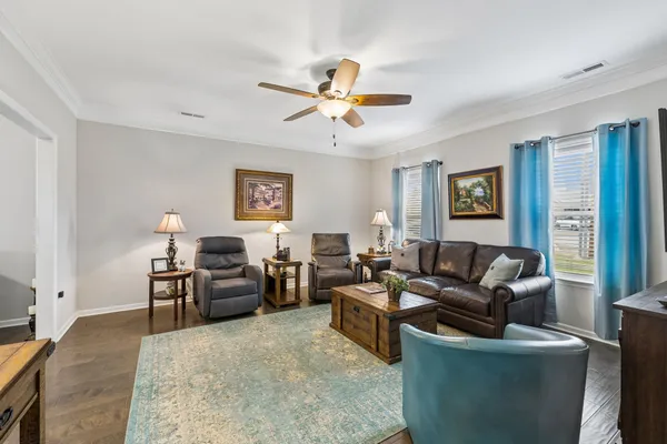 $624,900 | 2501 Pinnacle Drive, Chapel Hill, TN 37034