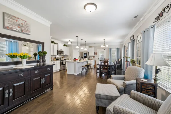 $624,900 | 2501 Pinnacle Drive, Chapel Hill, TN 37034