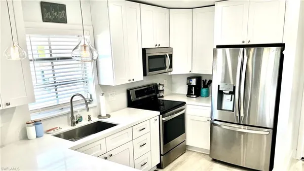 $2,500 | 53 High Point Circle West, Unit 304, Naples, FL 34103