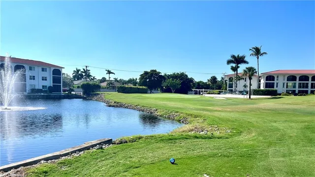 $2,500 | High Point Cir High Point Circle West, Unit 304, Naples, FL 34103