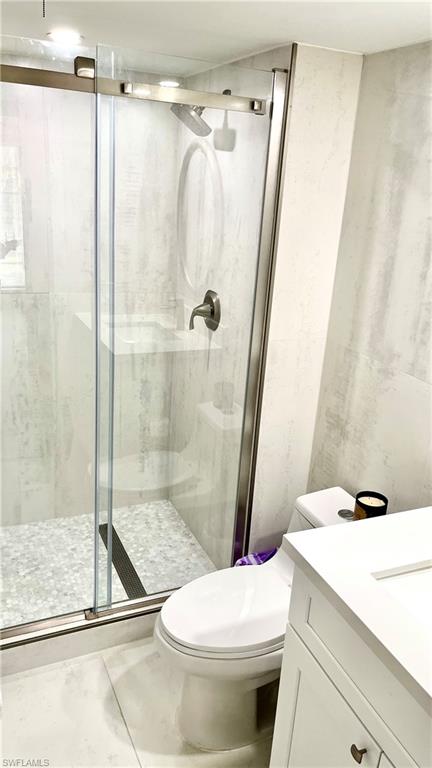 High Point Cir High Point Circle West, Unit 304 Naples, FL 34103 - Photo 7 of 11