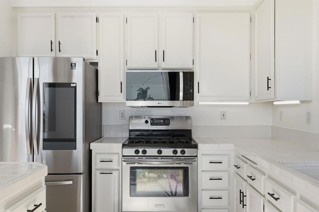 2345 Country View Escondido, CA 92026 - Photo 23 of 63