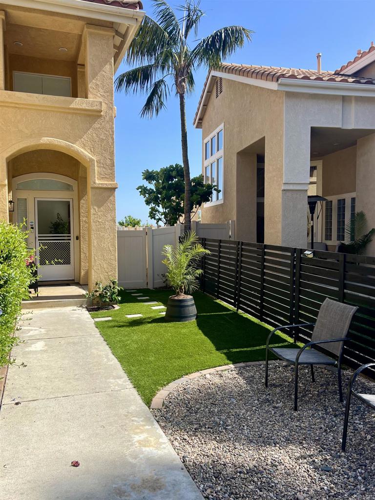 2345 Country View Escondido, CA 92026 - Photo 5 of 63