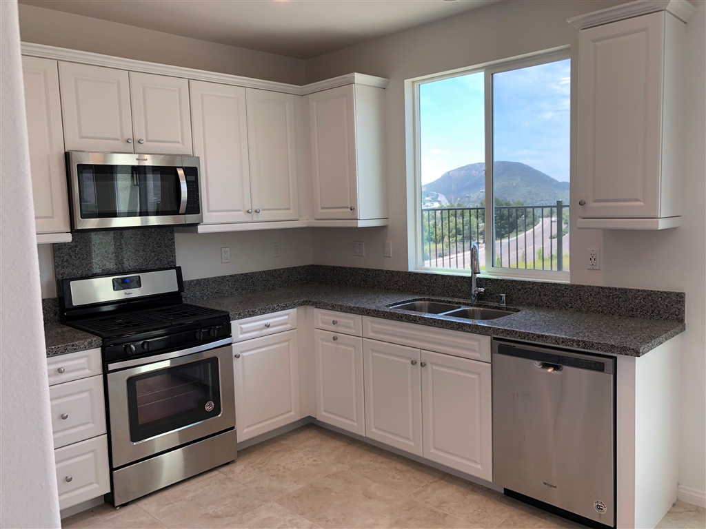 8504 Starling Lane Santee, CA 92071 - Photo 2 of 6