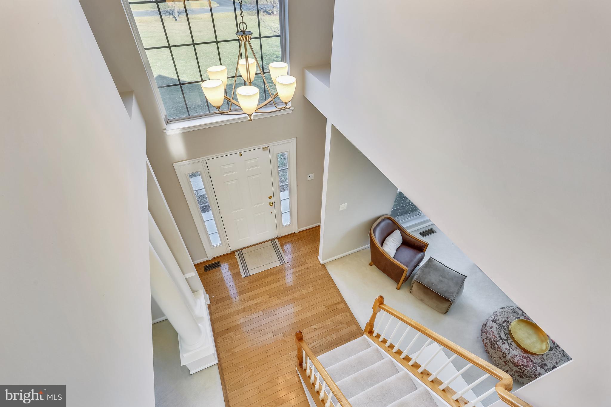 9517 Greenel Road Damascus, MD 20872 - Photo 35 of 98 OVERLOOK OVER FOYER