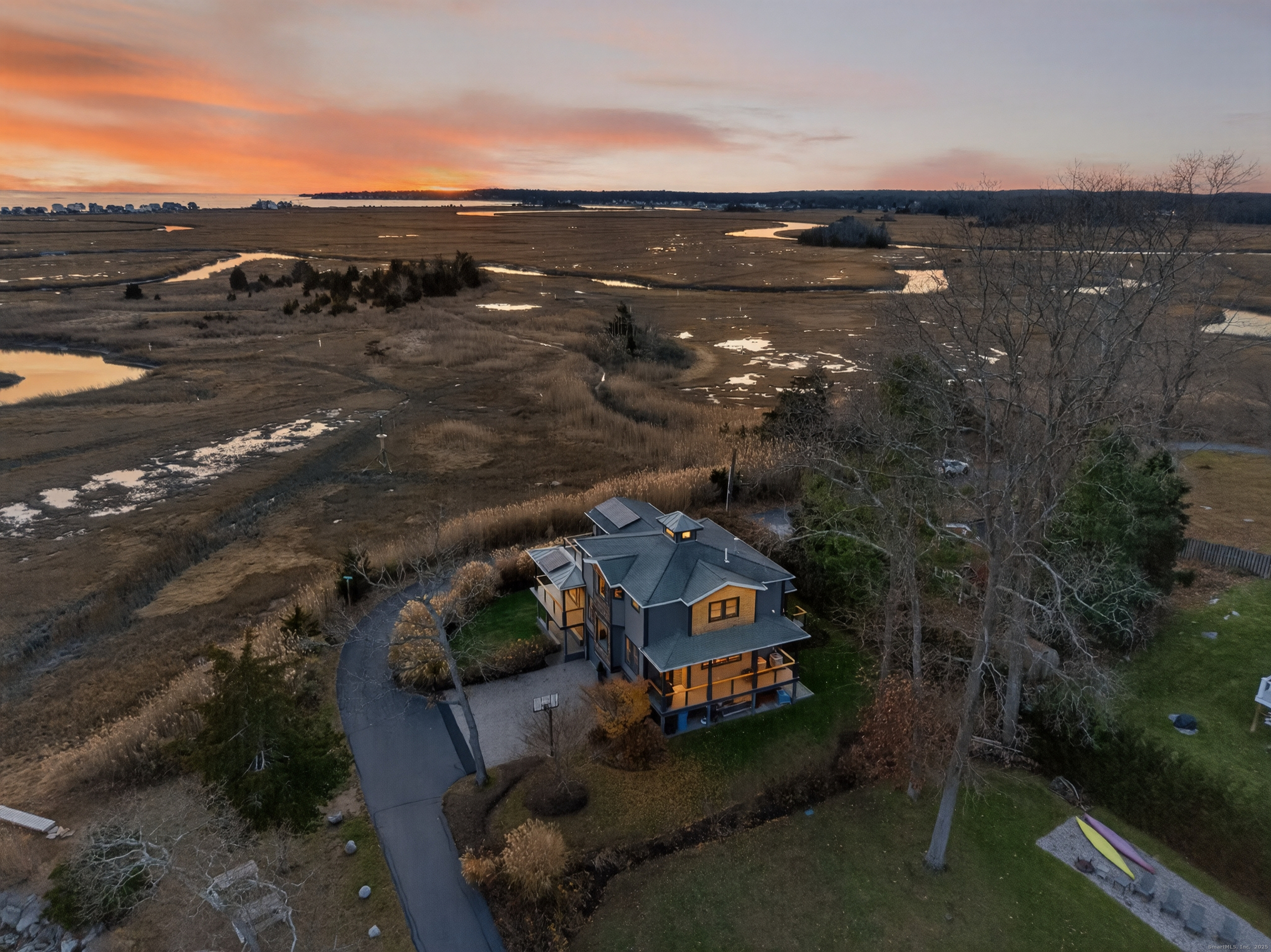 28 Riverside Lane Madison, CT 06443 - Photo 7 of 40