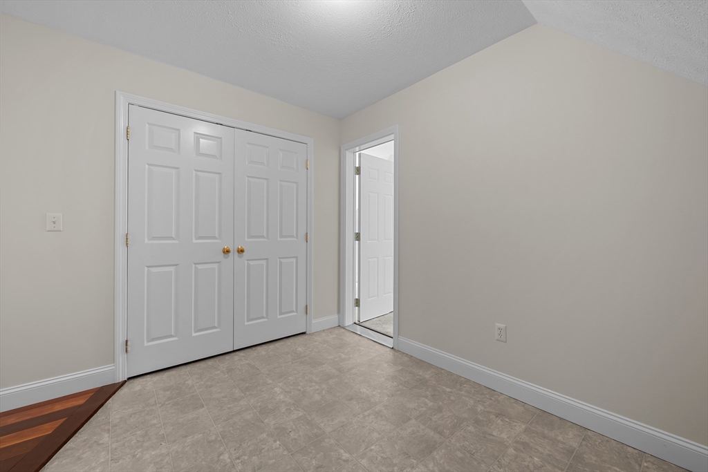 151 Sterling Road Holden, MA 01522 - Photo 30 of 42