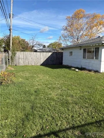 $1,850 | 124 Carmen Road, Amherst, NY 14226