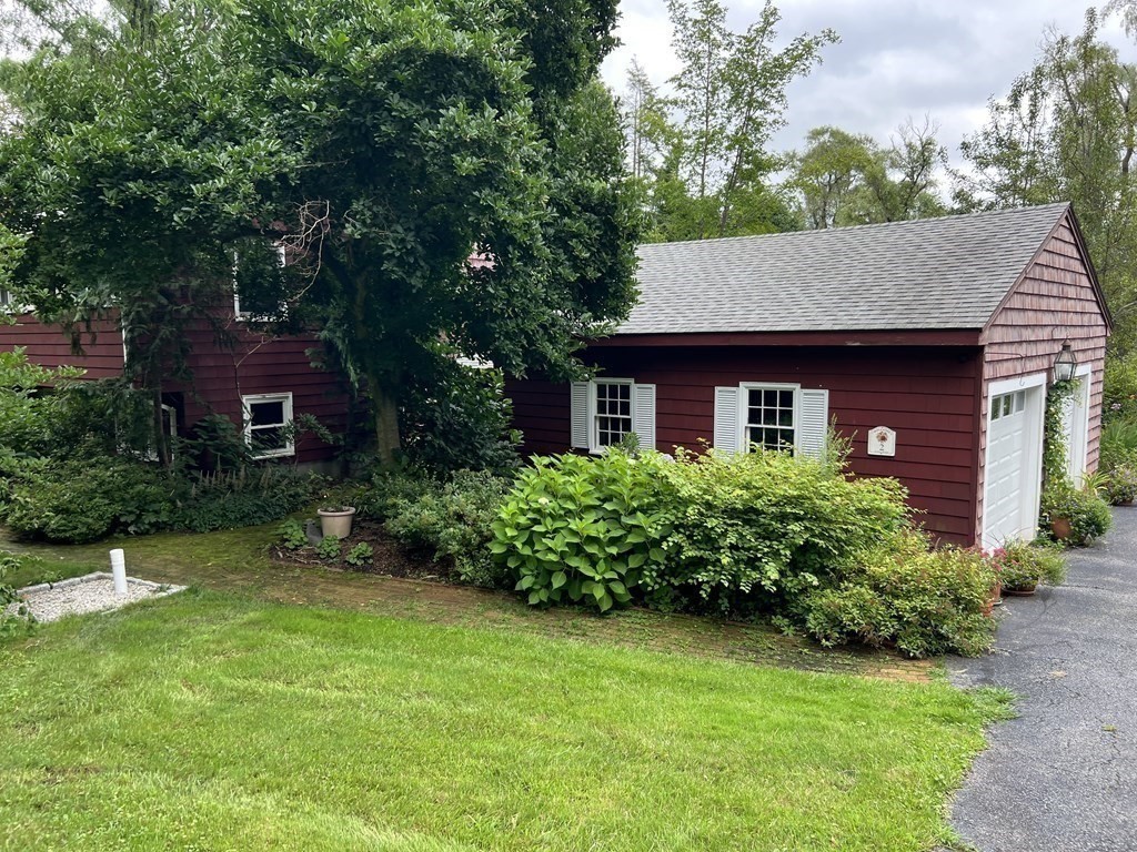 2 Flagg Road Southborough, MA 01772 - Photo 12 of 41 Gallery Image 12